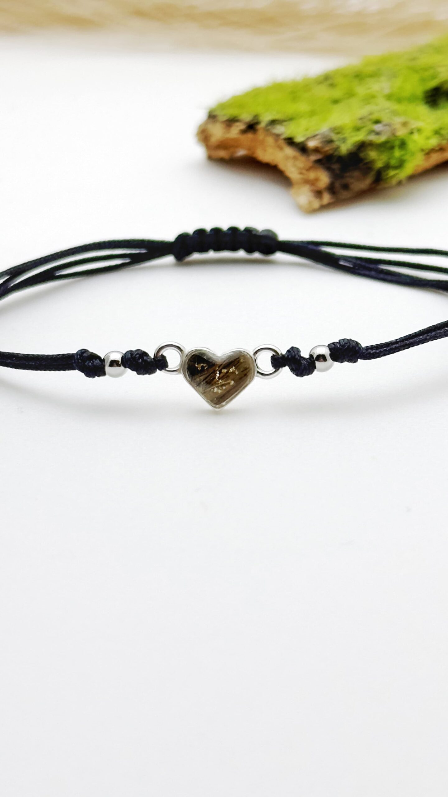 Bransoletka serduszko z Twoimi kwiatami, włosami, prochami lub sierścią zwierząt (srebro 925)