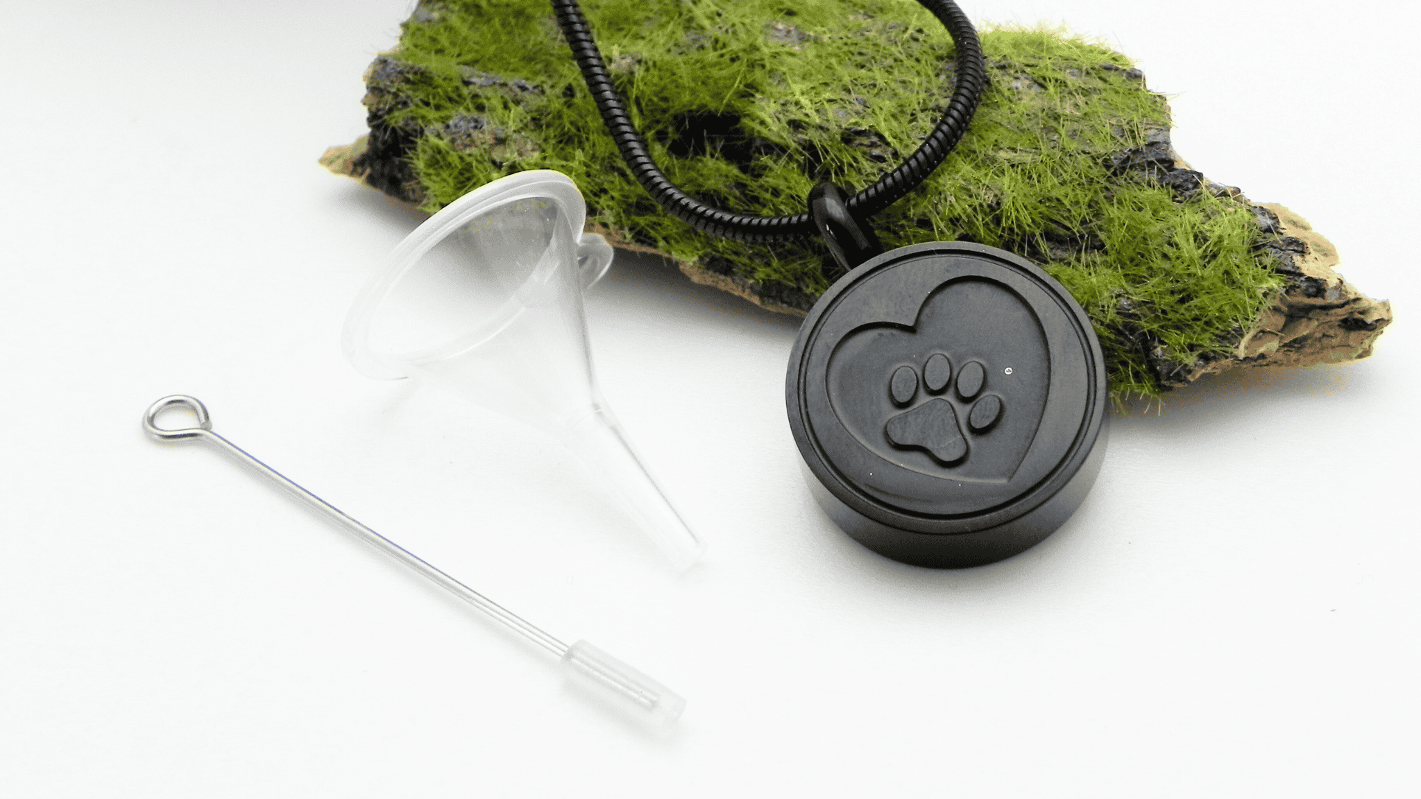 Mini urna na prochy naszyjnik łapka czarna - obrazek 4