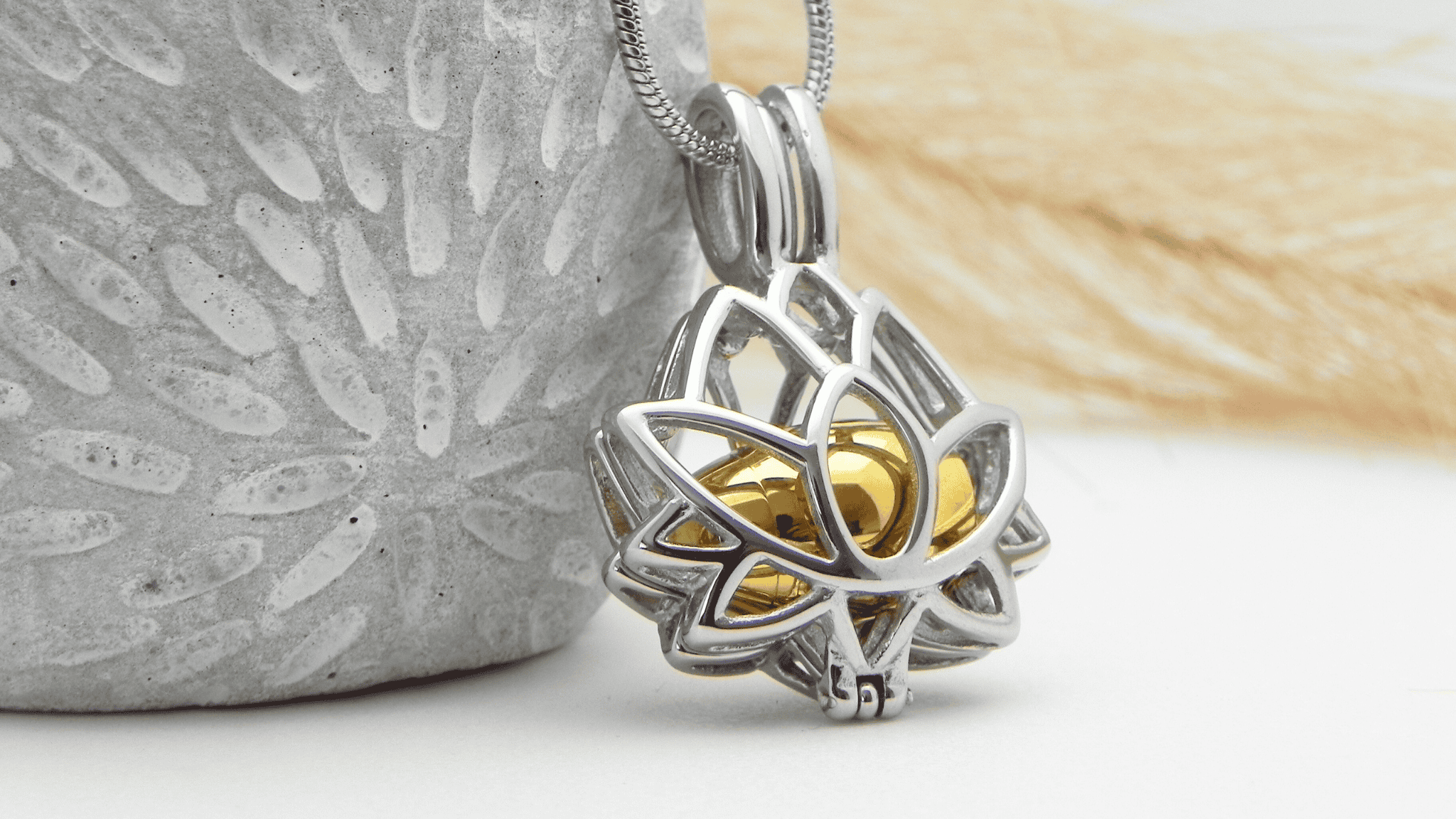 Mini urna na prochy naszyjnik kwiat lotosu
